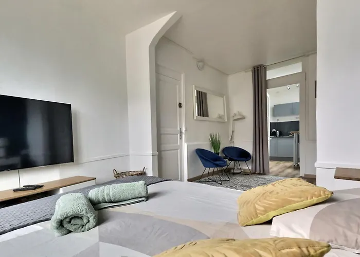 Le Guyencourt Centre Apartment *